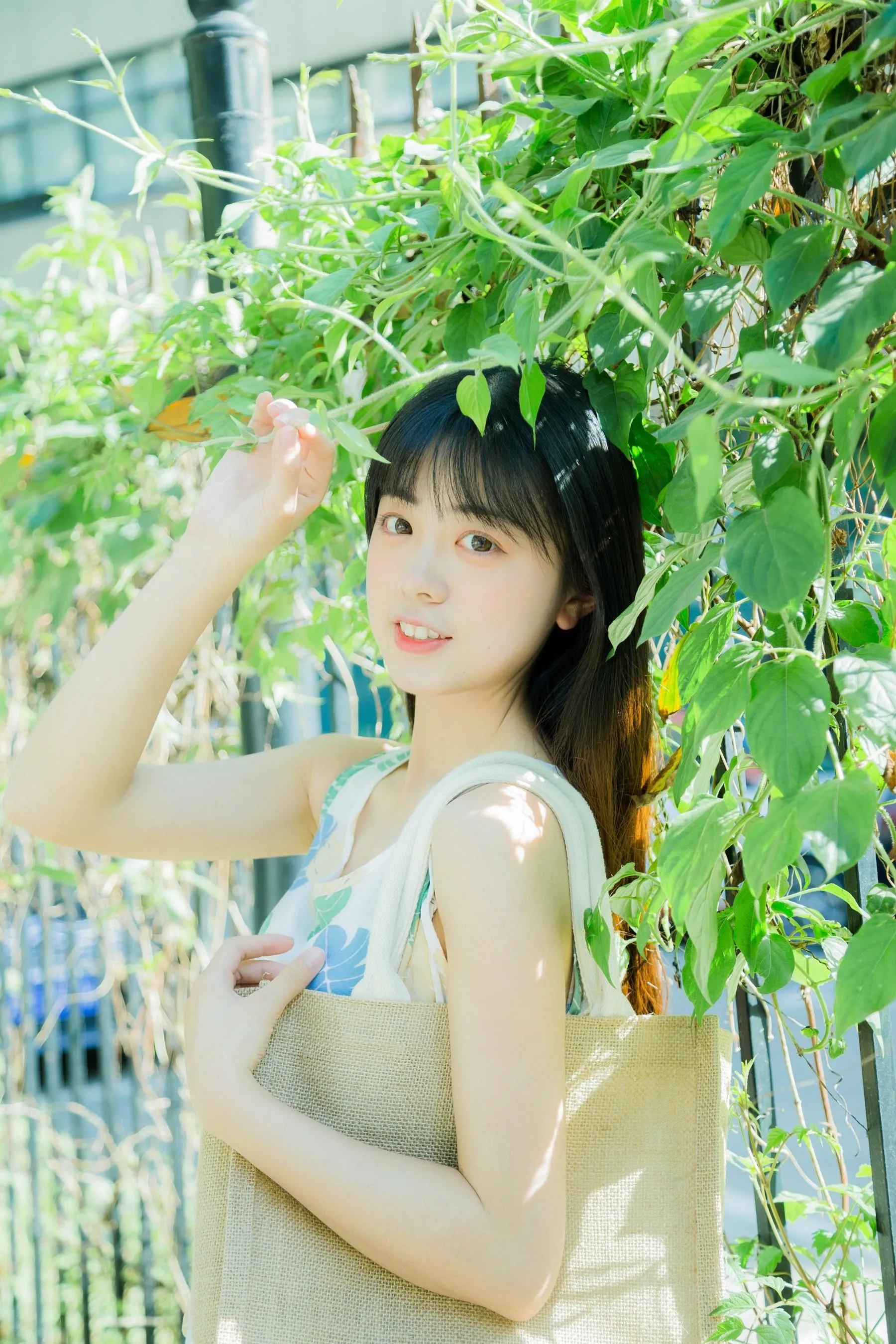 [YITUYU艺图语]2022.09.22 太阳可以是蓝色的吗 可爱泡泡呀 [27P]插图